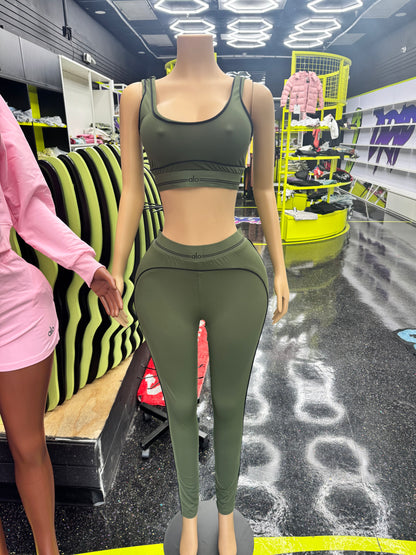 ALO 2PC BRA/PANT SET
