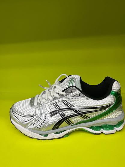 WHITE/MALACHITE GREEN ASICS (ON HAND)