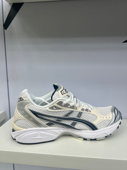CREME/WHITE/GREY ASICS (ON HAND)